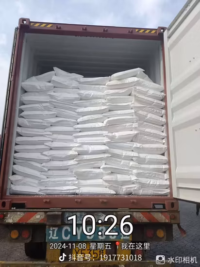 Factory Price Industrial Grade Bulk Kunlun Slab Brand Solid Fully Refined /Semi Refined Paraffin Wax 58/60/62/64 Making Aromatherapy Candle